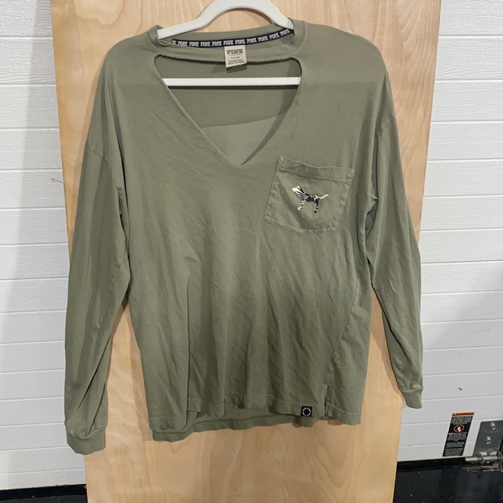 PINK Victoria’s Secret long sleeve tee